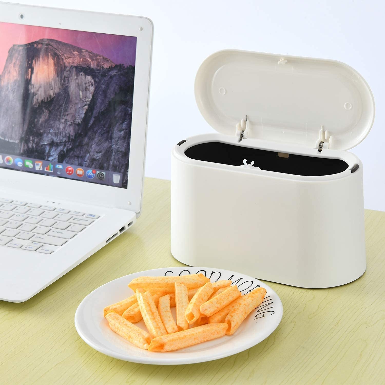 Mini Trash Can with Lid,Small Desk Trash Can,Countertop Mini Garbage Cans,Tiny Waste Basket,White,With 3 Roll Bags