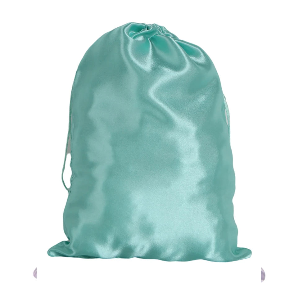 Pochette de rangement en satin 25x35cm, disponible en 20 couleurs, pour perruques ou extensions ; sac à cordon pour accessoires de voyage.